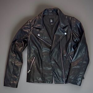 Art class size 10 12 girls  Black Faux Leather Jacket